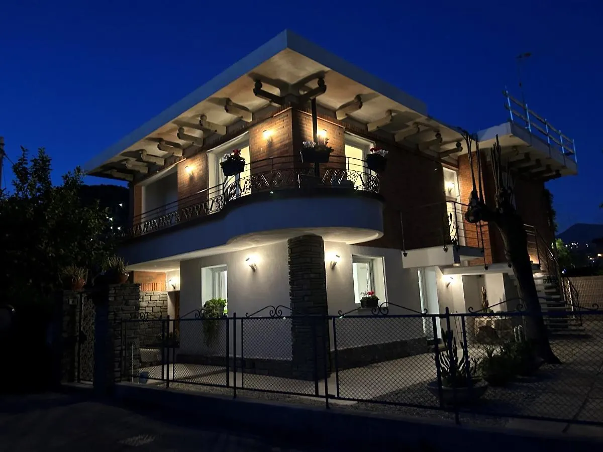 Villa Gerani Bordighera Guest house